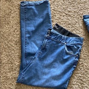 plus size jeans with tummy control